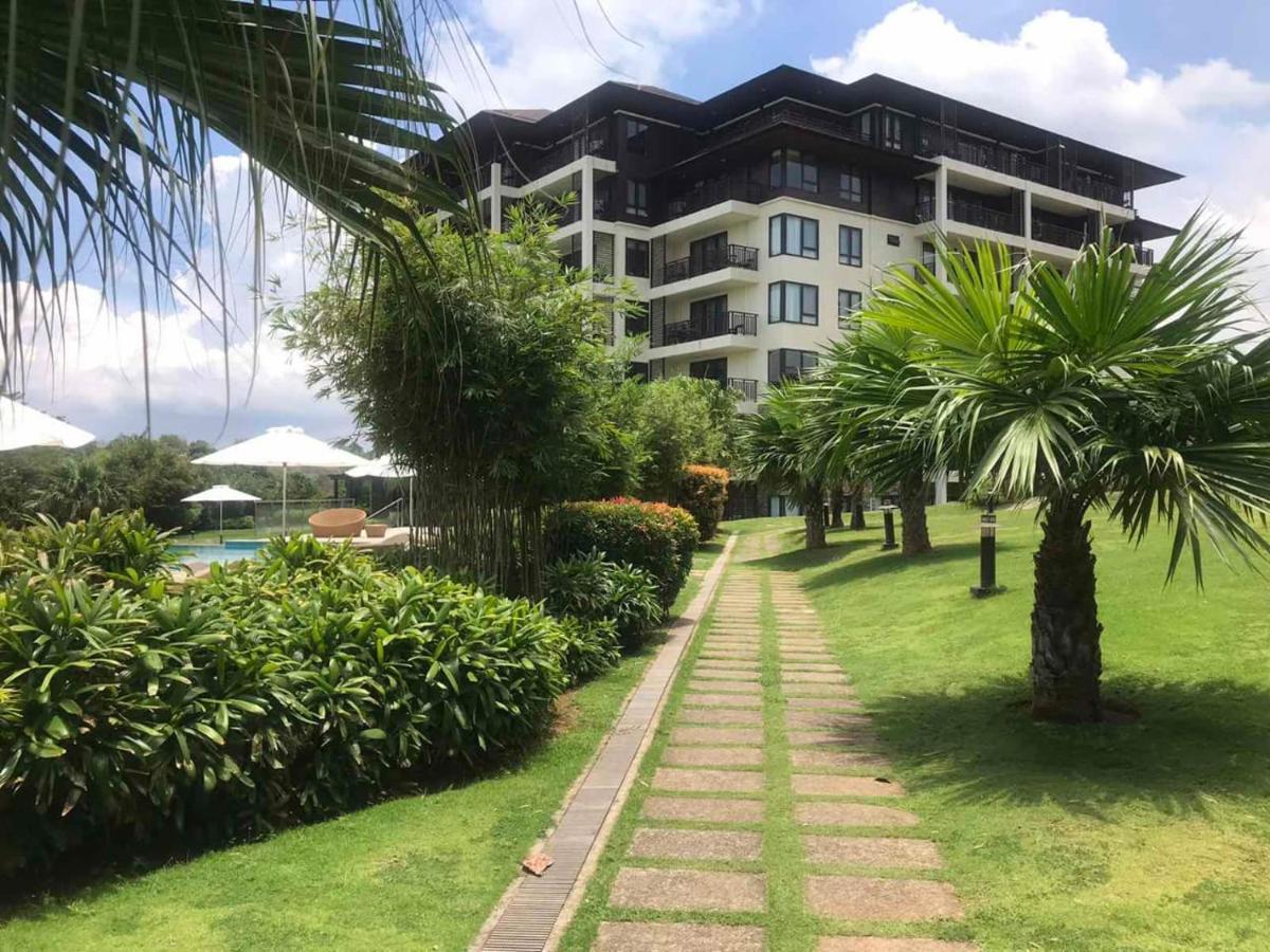 3 Bedroom / 2Ba - Anvaya Cove Courtyard Unit Morong  Buitenkant foto