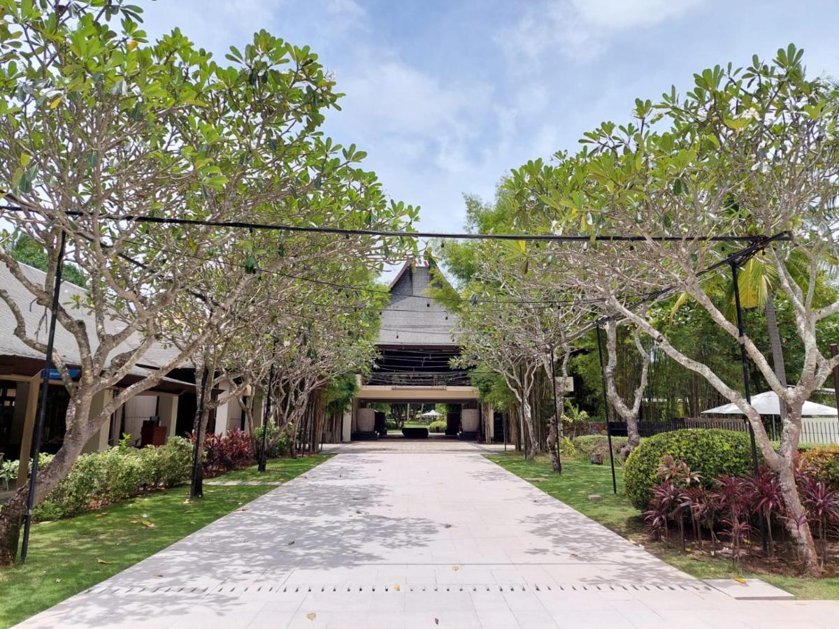 3 Bedroom / 2Ba - Anvaya Cove Courtyard Unit Morong  Buitenkant foto