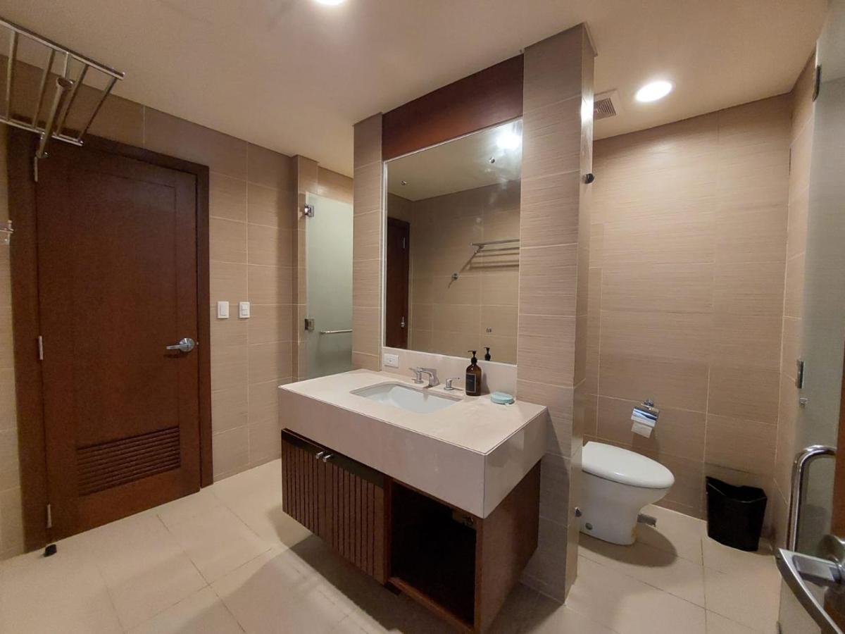 3 Bedroom / 2Ba - Anvaya Cove Courtyard Unit Morong  Buitenkant foto